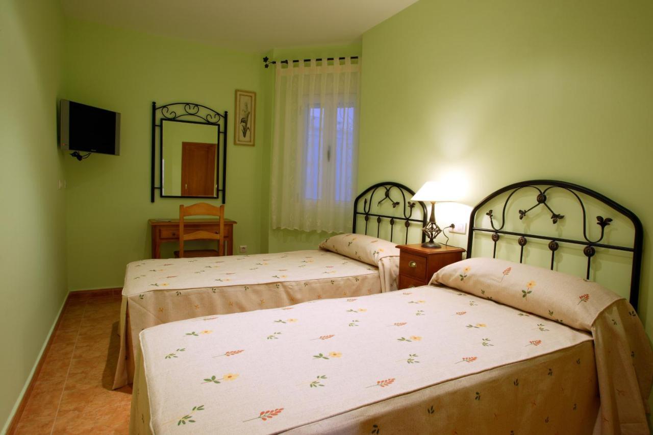 Apartamentos Hotel 77 Ayora Eksteriør billede